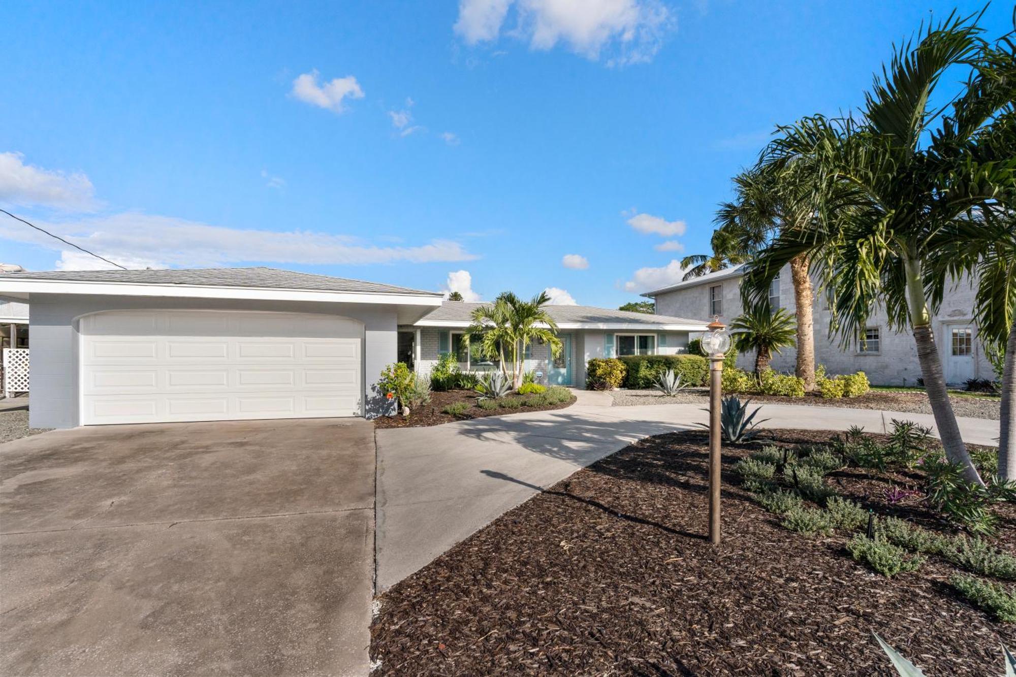Casa Di Amici - Canal & Pool Home Close To Ami! Bradenton Exterior photo